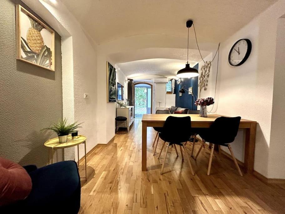 Charming Appartment 3-Min Walk To Old Town - Free Parking Ljubljana Exterior photo